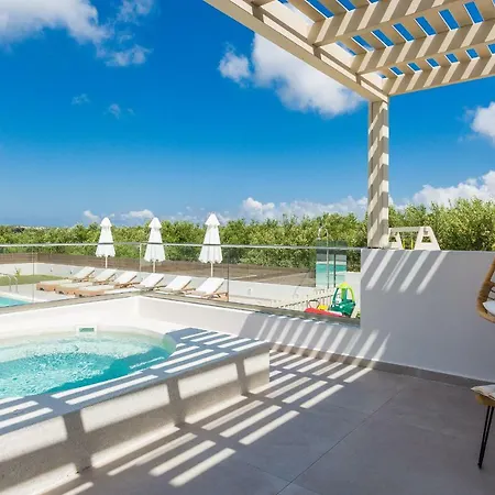 Βίλα Rosmerta Villa, With Private Pool 65 Square Meters, Bbq & Heated Spawhirlpool, By Thinkvilla Πέραμα